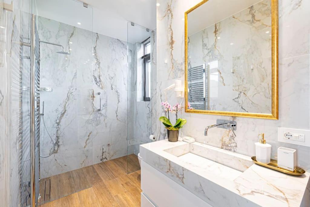 Art-W Executive Apartments Athena Bagian luar foto