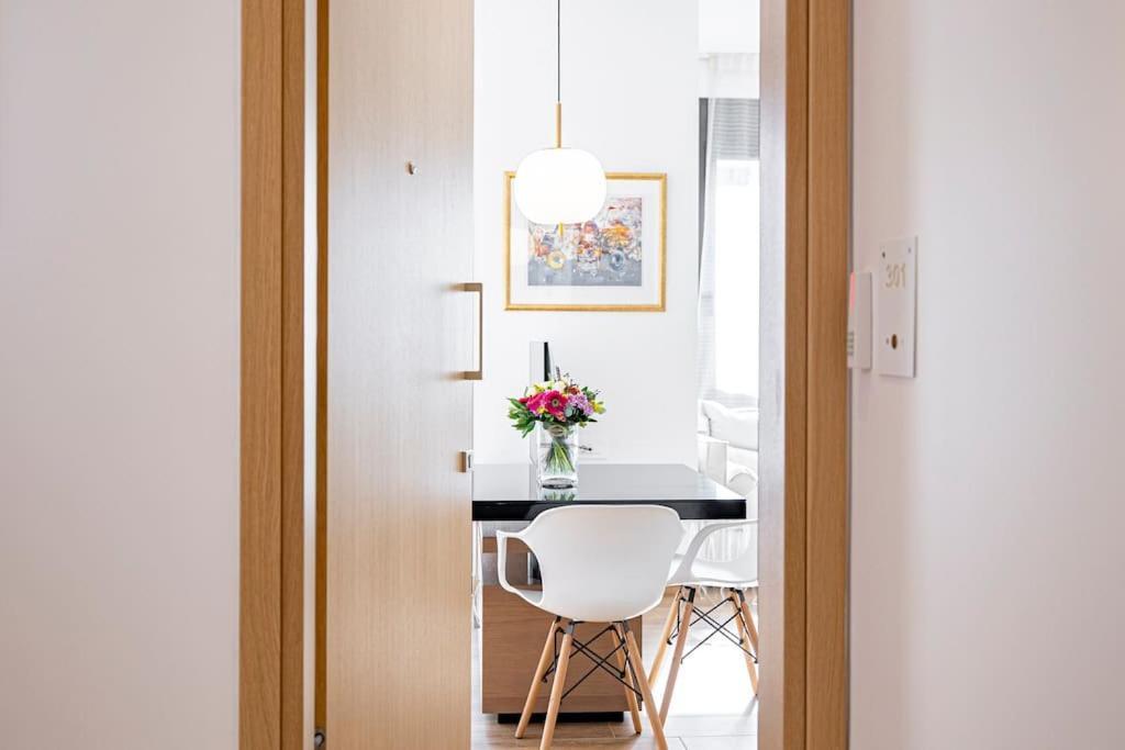 Art-W Executive Apartments Athena Bagian luar foto