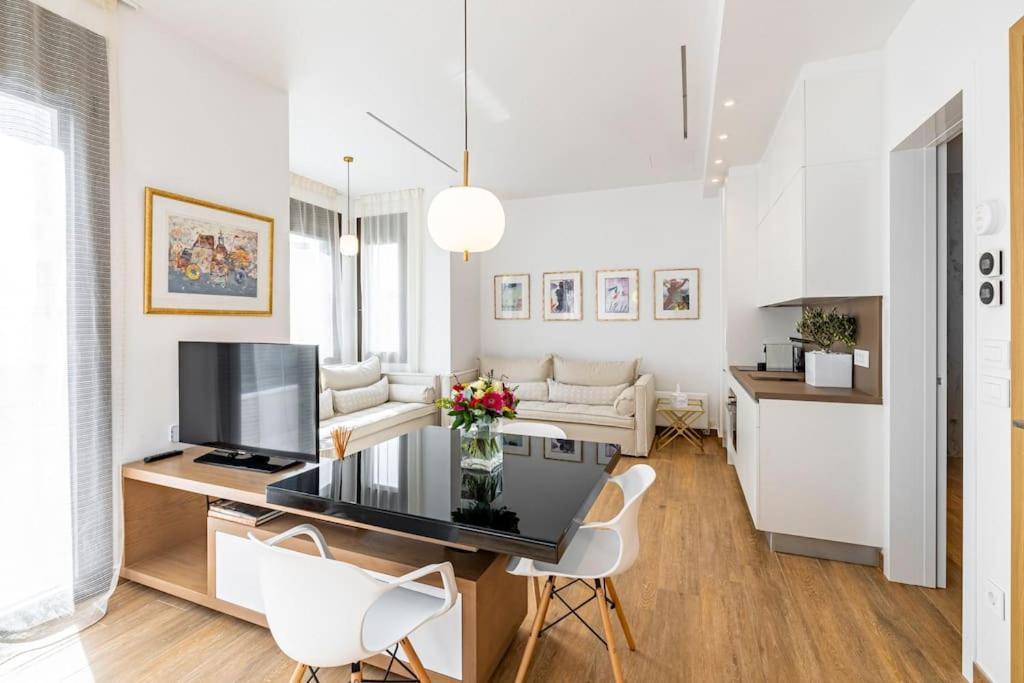 Art-W Executive Apartments Athena Bagian luar foto