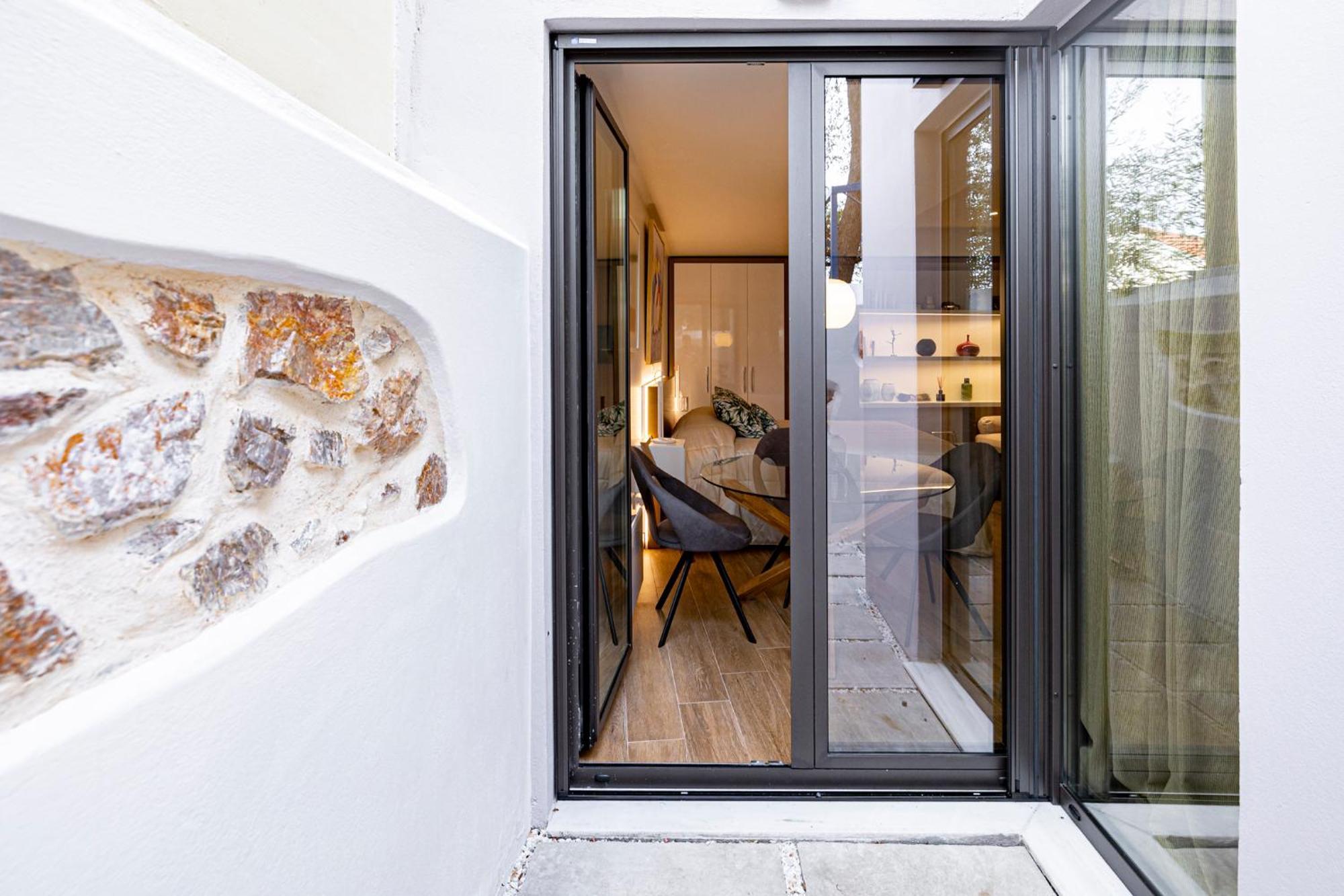 Art-W Executive Apartments Athena Bagian luar foto